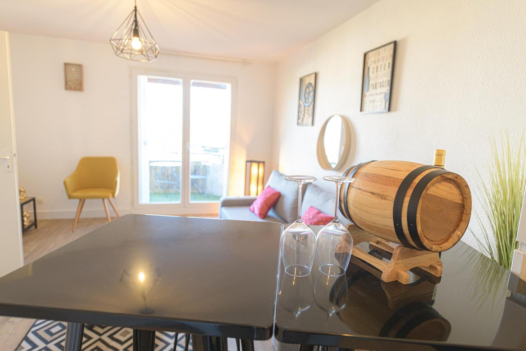 Magnifique appartement T2 rénové Aux vendanges Gaillac Chambre photo