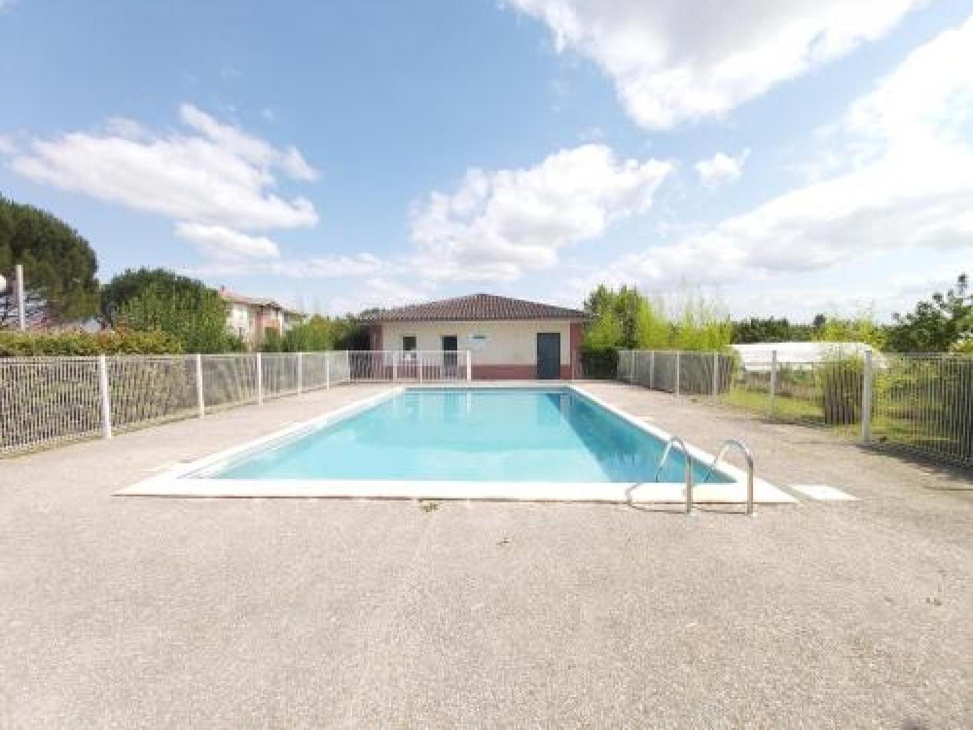 Magnifique appartement T2 rénové Aux vendanges Gaillac Chambre photo